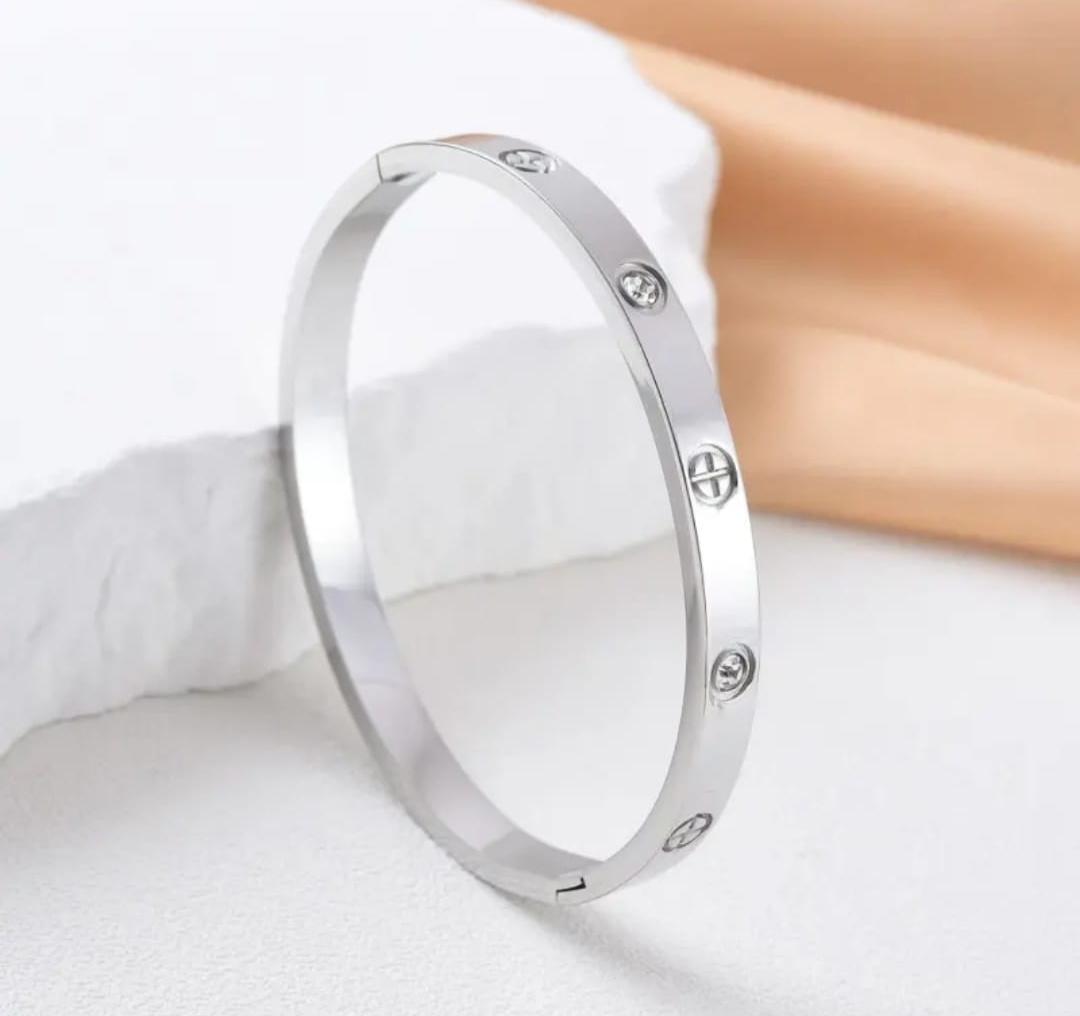 Luxury Crystal Screw Kada Bracelet – Gold, Silver & Rose Gold | Anti-Tarnish Stainless Steel Bracelet for Women