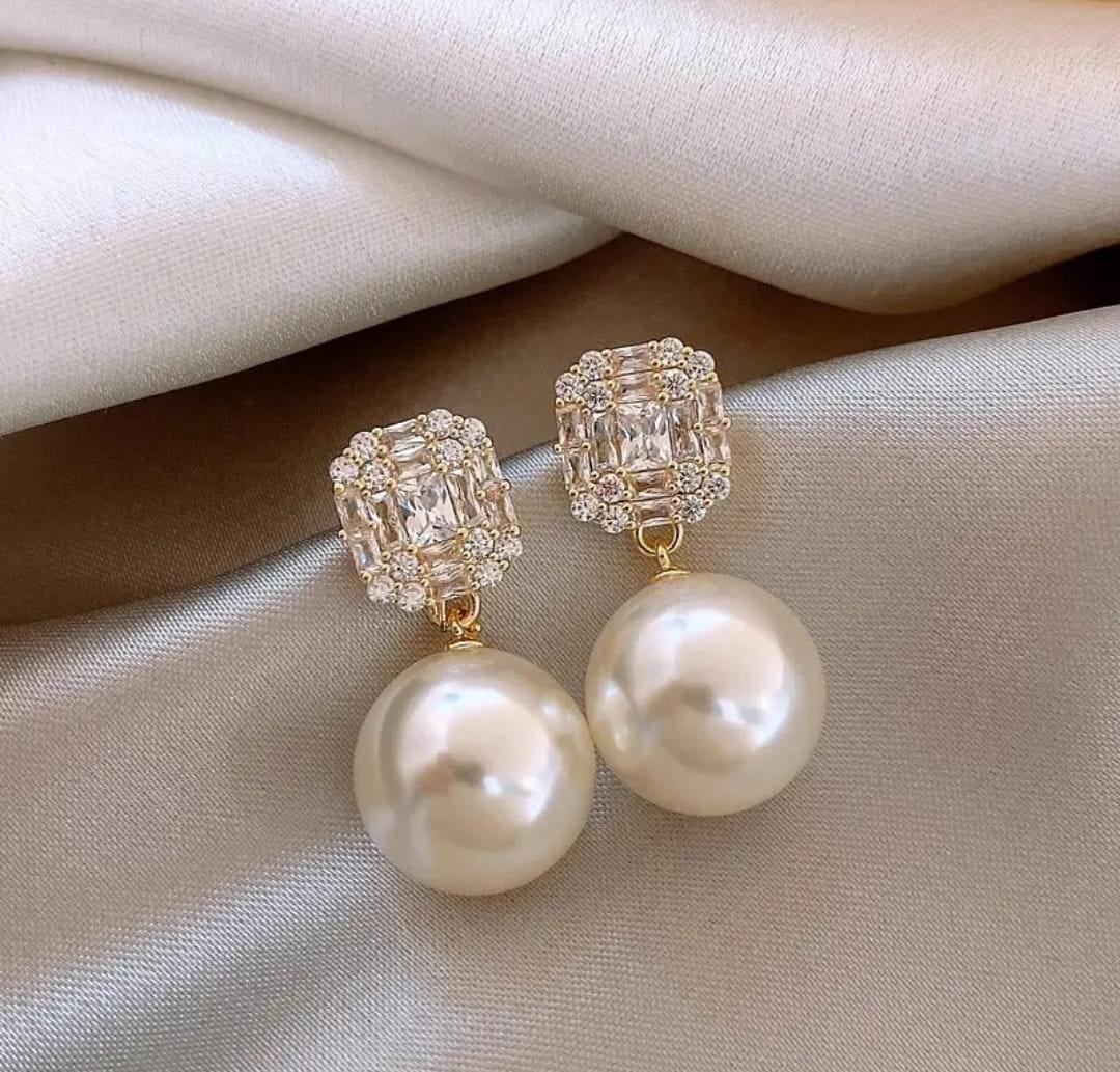 Luxury Pearl Drop Earrings – Crystal Stud Statement Earrings